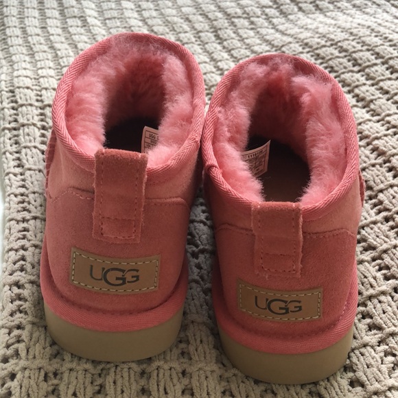 Pink ultra mini Uggs size 6 - Picture 3 of 3